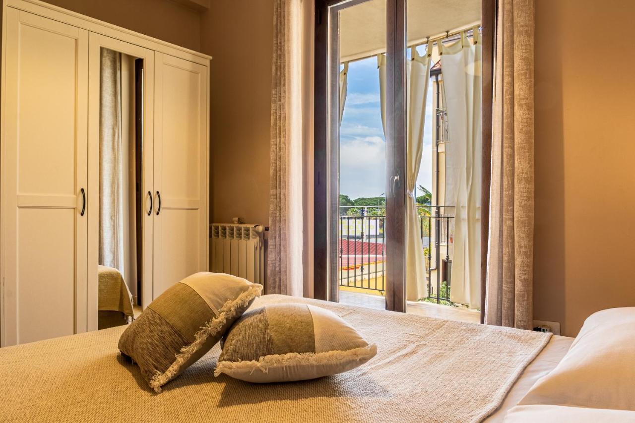 Villetta Desiderio Apartment จีอาร์ดีนี นักซอส ภายนอก รูปภาพ