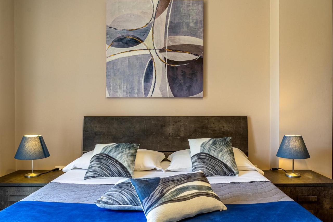Villetta Desiderio Apartment จีอาร์ดีนี นักซอส ภายนอก รูปภาพ