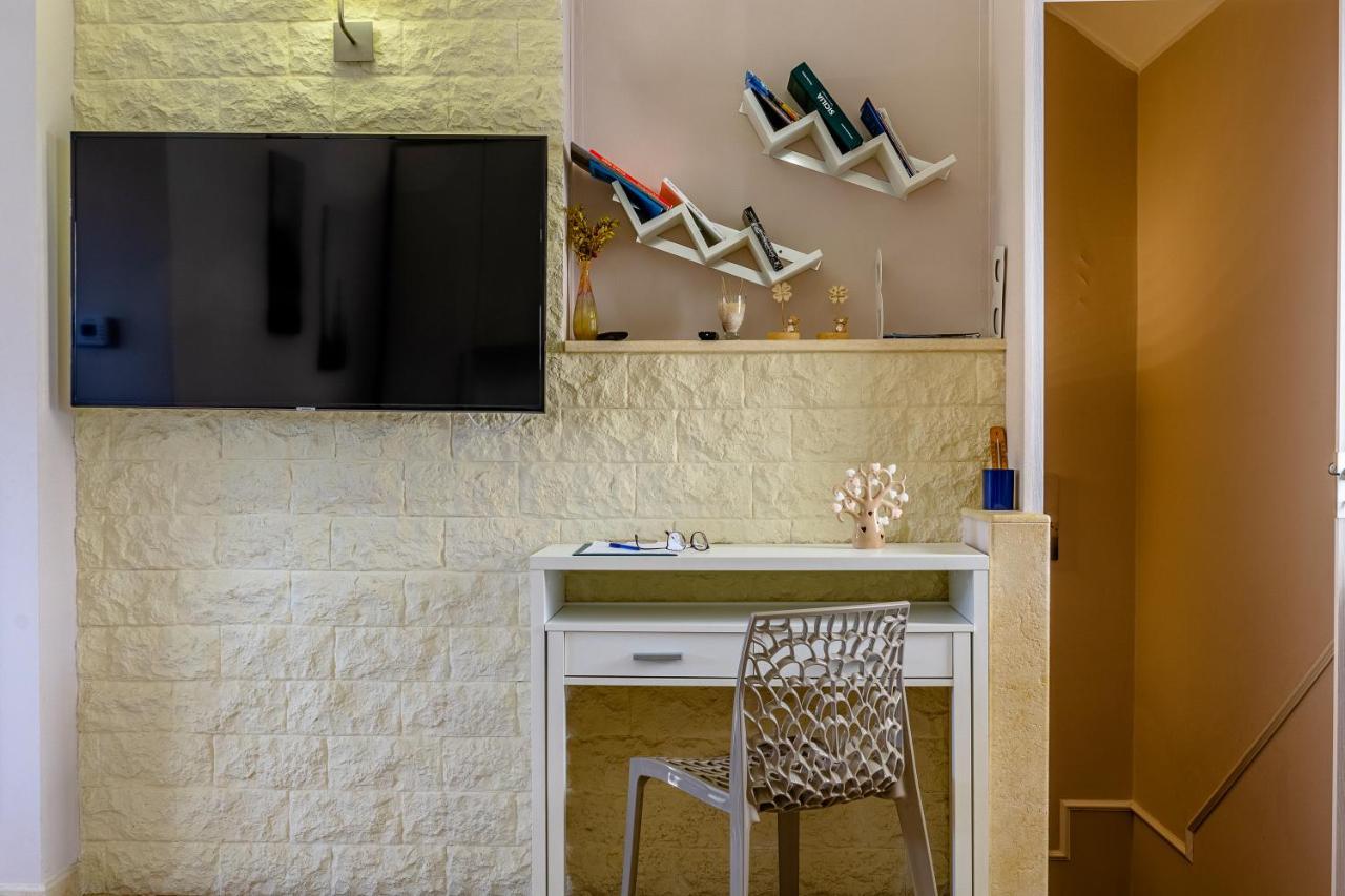 Villetta Desiderio Apartment จีอาร์ดีนี นักซอส ภายนอก รูปภาพ